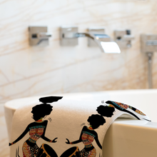 Load image into Gallery viewer, African Woman Drum Towel