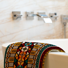 Charger l'image dans la galerie, Multibright Geo Bath/Beach Towel