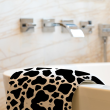 Charger l&#39;image dans la galerie, Cow Print Afro Towel
